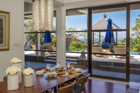 4 bedrooms Villa in Jimbaran, Badung, Indonesia No. 937 5