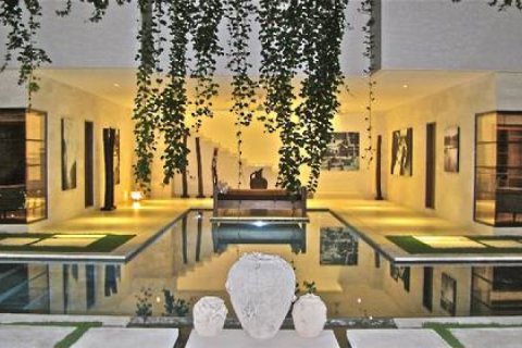 8 bedrooms Villa in Seminyak, Badung, Indonesia No. 614 5