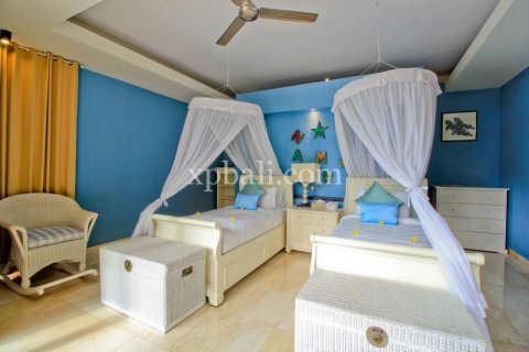 5 bedrooms Villa in Jimbaran, Badung, Indonesia No. 357 10