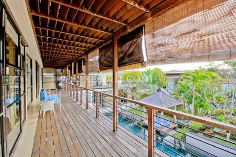 5 bedrooms Villa in Jimbaran, Badung, Indonesia No. 357 2