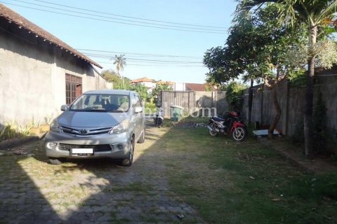 Земельный участок 650м2 в Seminyak, Бадунг, Индонезия № 356 6
