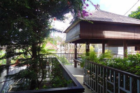 3 bedrooms Villa in Jimbaran, Badung, Indonesia No. 360 12
