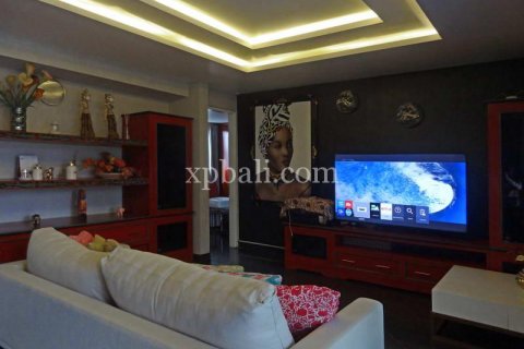 3 bedrooms Villa in Jimbaran, Badung, Indonesia No. 360 8