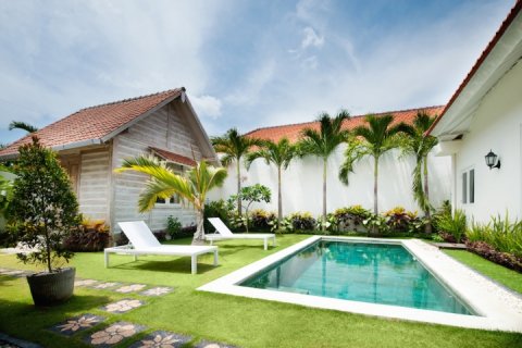 3 bedrooms Villa in Seminyak, Badung, Indonesia No. 1628 2