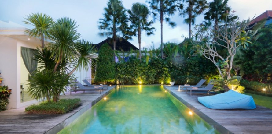 Вилла с 3 спальнями в Seminyak, Бадунг, Индонезия № 1630