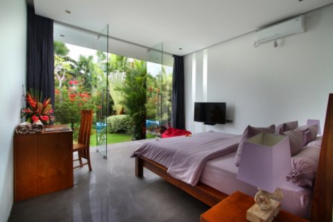 Вилла с 3 спальнями в Seminyak, Бадунг, Индонезия № 1630 10