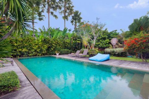 Вилла с 3 спальнями в Seminyak, Бадунг, Индонезия № 1630 2