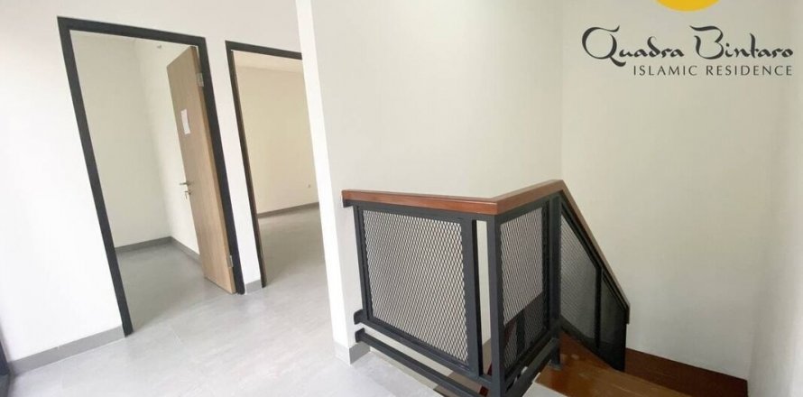 4 bedrooms House in South Tangerang, Indonesia No. 5599
