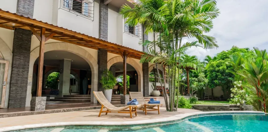 5 bedrooms Villa in Tabanan, Indonesia No. 10793