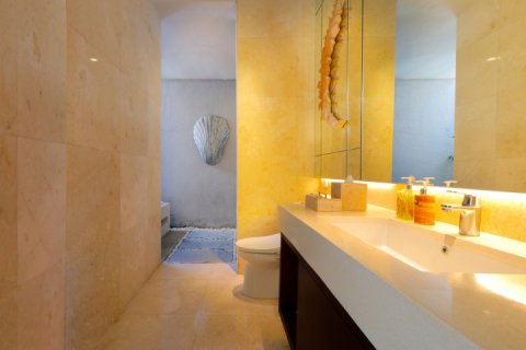 3 bedrooms Villa in Nusa Dua, Badung, Indonesia No. 1254 6