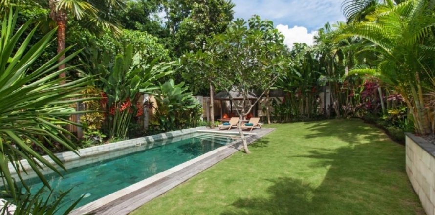 3 bedrooms Villa in Seminyak, Badung, Indonesia No. 1256