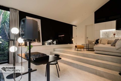 3 bedrooms Villa in Tampaksiring, Gianyar, Indonesia No. 9326 14