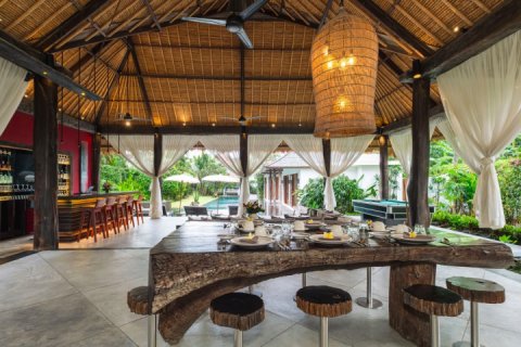 5 bedrooms Villa in Seminyak, Badung, Indonesia No. 9320 5