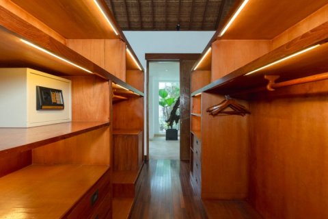 5 bedrooms Villa in Seminyak, Badung, Indonesia No. 9320 12