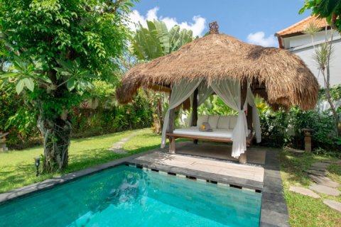5 bedrooms Villa in Seminyak, Badung, Indonesia No. 9320 4