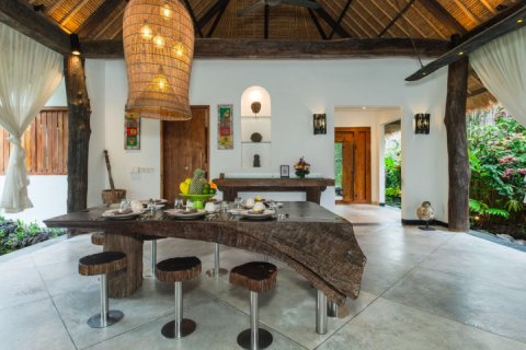 5 bedrooms Villa in Seminyak, Badung, Indonesia No. 9320 6