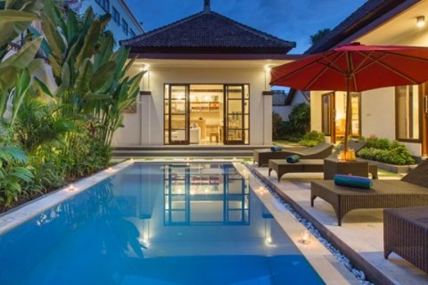 Вилла с 6 спальнями в Seminyak, Бадунг, Индонезия № 1037 2