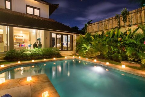 Вилла с 6 спальнями в Seminyak, Бадунг, Индонезия № 1037 23