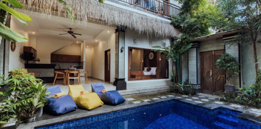3 bedrooms Villa in Seminyak, Badung, Indonesia No. 1803