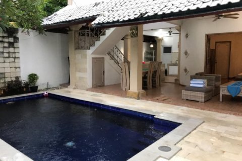 3 bedrooms Villa in Seminyak, Badung, Indonesia No. 1803 5