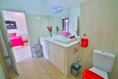 3 bedrooms Villa in Kerobokan, Badung, Indonesia No. 1799 14
