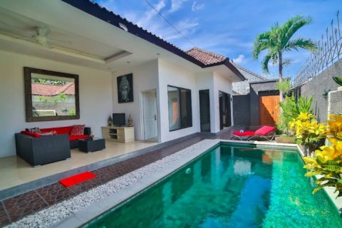 3 bedrooms Villa in Kerobokan, Badung, Indonesia No. 1799 5