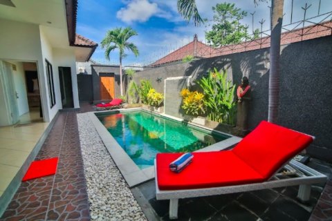 3 bedrooms Villa in Kerobokan, Badung, Indonesia No. 1799 4