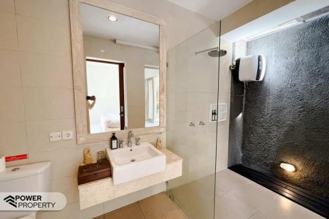 2 bedrooms Villa in Canggu, Badung, Indonesia No. 8828 3