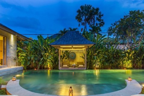 Вилла с 2 спальнями в Seminyak, Бадунг, Индонезия № 1320 4