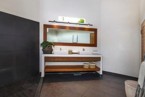 Вилла с 3 спальнями в Seminyak, Бадунг, Индонезия № 1321 20