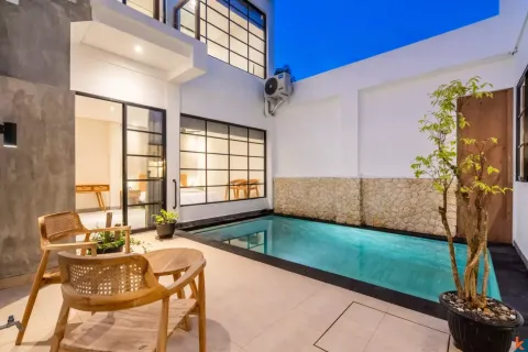 3 bedrooms Villa in Legian, Kuta, Badung, Indonesia No. 13305