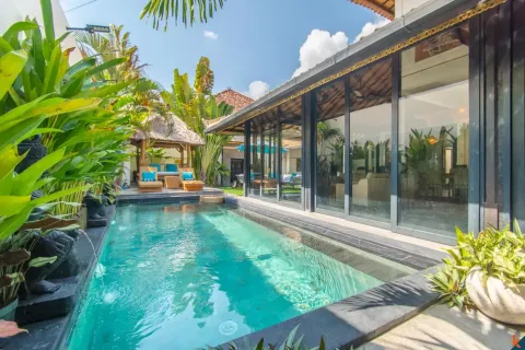 4 bedrooms Villa in Seminyak, Badung, Indonesia No. 13307 9