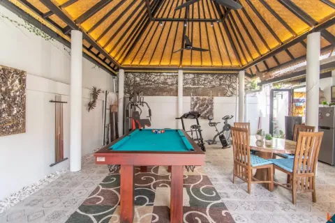 4 bedrooms Villa in Seminyak, Badung, Indonesia No. 13307 6