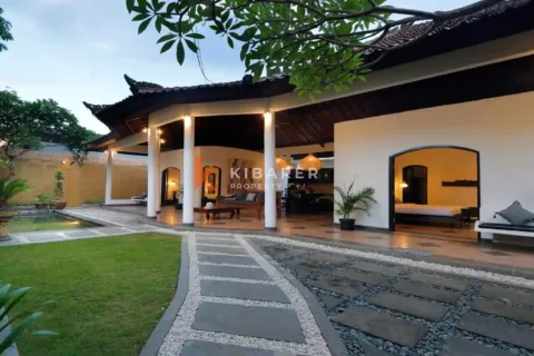 2 bedrooms Villa in Seminyak, Badung, Indonesia No. 11867