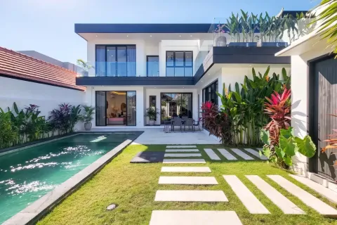 3 bedrooms Villa in Badung, Indonesia No. 13257