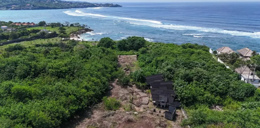 Land in Nusa Lembongan, Klungkung, Indonesia No. 13255