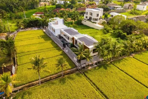 2 bedrooms Villa in Kediri, Indonesia No. 13259 2