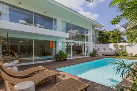 3 bedrooms Villa in Tibubeneng, Badung, Indonesia No. 12105 2
