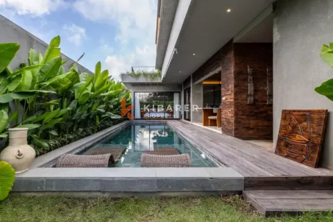 3 bedrooms Villa in Ungasan, Badung, Indonesia No. 12107