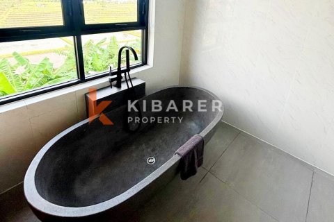 Вилла с 3 спальнями в Kerobokan, Бадунг, Индонезия № 12106 14