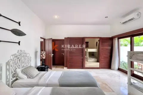 3 bedrooms Villa in Tibubeneng, Badung, Indonesia No. 12111 10