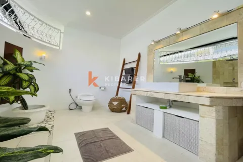 3 bedrooms Villa in Tibubeneng, Badung, Indonesia No. 12111 17