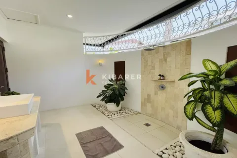 3 bedrooms Villa in Tibubeneng, Badung, Indonesia No. 12111 21