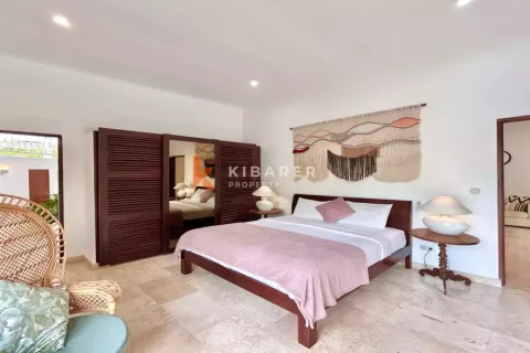3 bedrooms Villa in Tibubeneng, Badung, Indonesia No. 12111 15