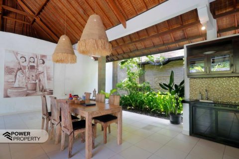 Вилла с 3 спальнями в Seminyak, Бадунг, Индонезия № 13571 8
