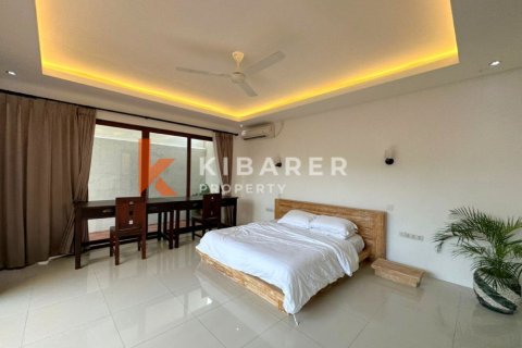4 bedrooms Villa in Tibubeneng, Badung, Indonesia No. 13224 6