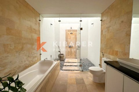 4 bedrooms Villa in Tibubeneng, Badung, Indonesia No. 13224 8