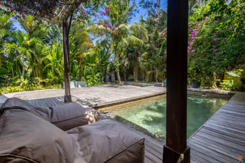 3 bedrooms Villa in Tabanan, Indonesia No. 10290 2