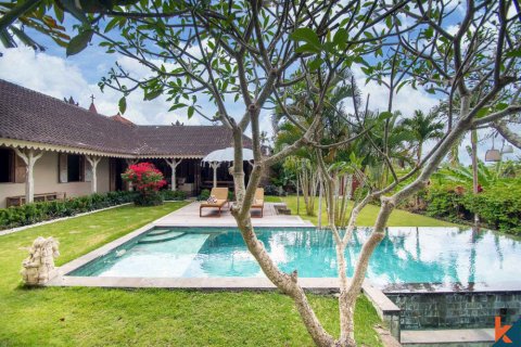 4 bedrooms Villa in Tumbak Bayuh, Mengwi, Badung, Indonesia No. 10287 3