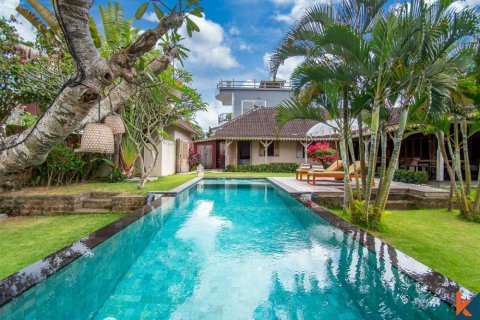 4 bedrooms Villa in Tumbak Bayuh, Mengwi, Badung, Indonesia No. 10287 2